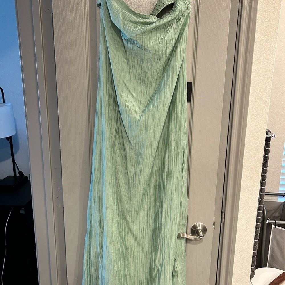 Lulus Elegant Green Maxi Dress